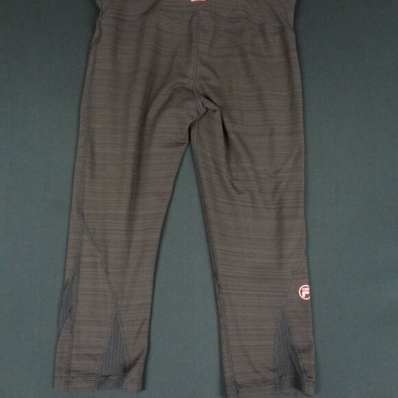 FILA SPORT WOMENS BLACK CAPRI LEGGINGS SIZE SMALL L244 - Picture 5 of 5
